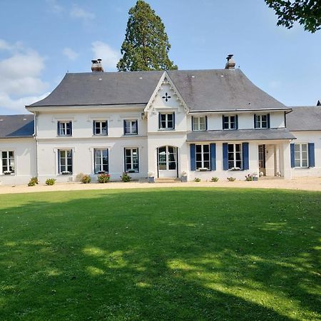 לינה וארוחת בוקר Isneauville Manoir De L'As De Trefle מראה חיצוני תמונה