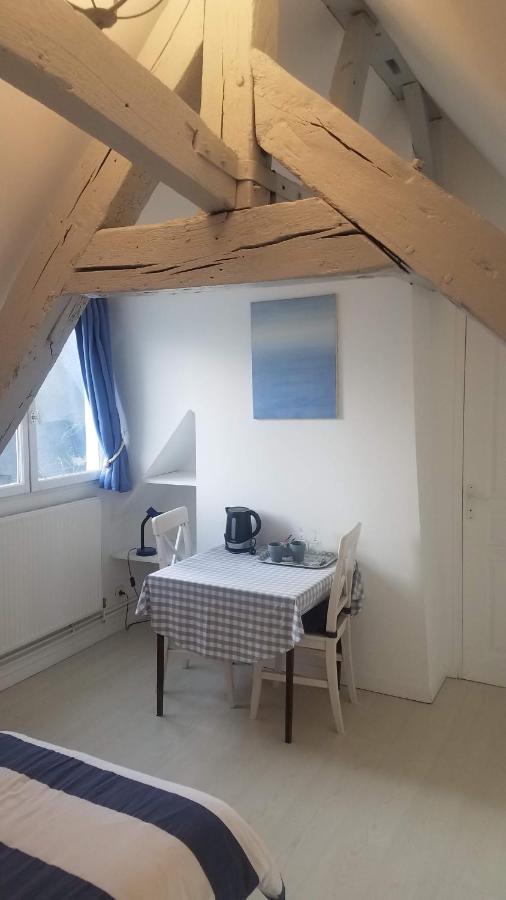 לינה וארוחת בוקר Isneauville Manoir De L'As De Trefle מראה חיצוני תמונה