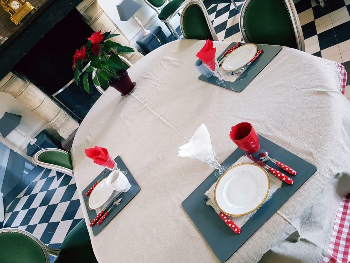 לינה וארוחת בוקר Isneauville Manoir De L'As De Trefle מראה חיצוני תמונה